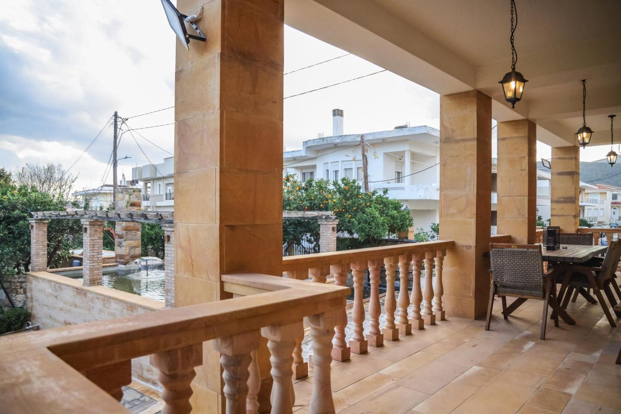 Archontiko Frideriki Luxury Apartments Chios Town Exteriér fotografie